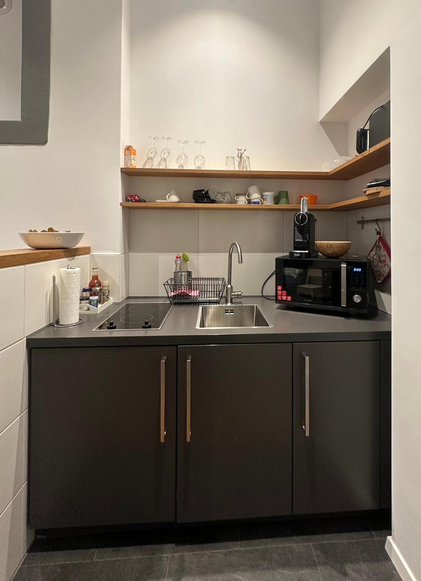 Moderne Apartments im stilvollen Altbau Freiburg im Breisgau Zimmer foto